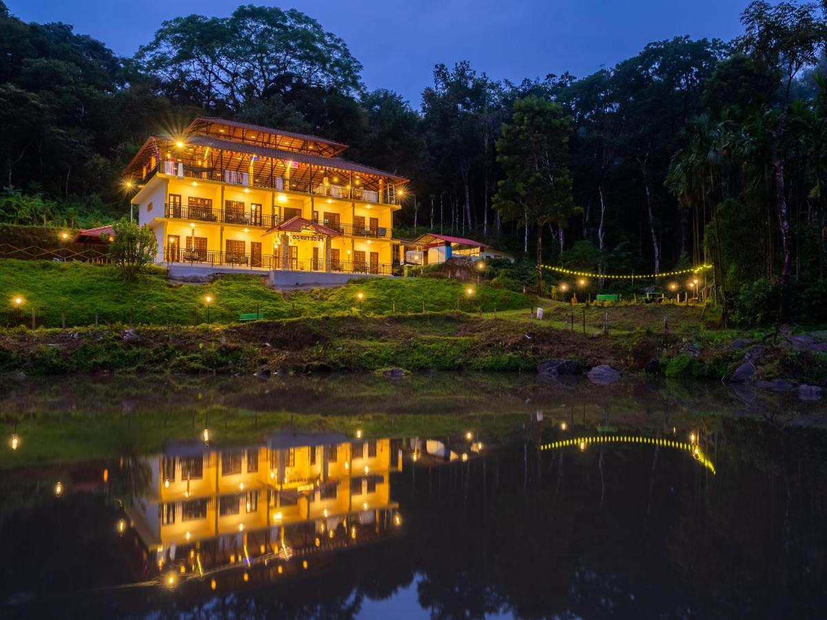 The Hosteller Coorg Rainforest, Madikeri Ngoại thất bức ảnh