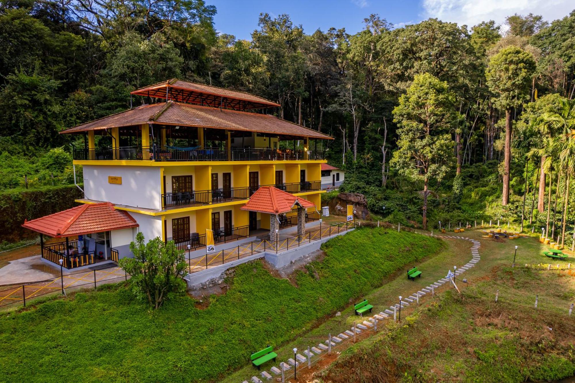 The Hosteller Coorg Rainforest, Madikeri Ngoại thất bức ảnh